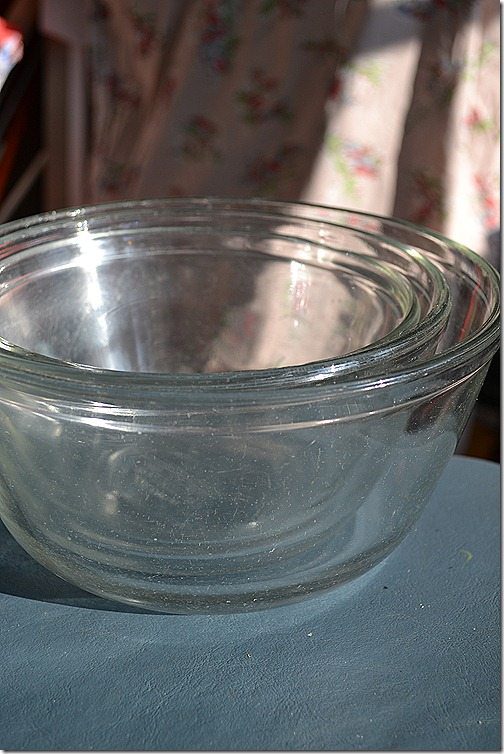 DIY vintage pyrex from glass bowls and #MarthaStewart glass paint