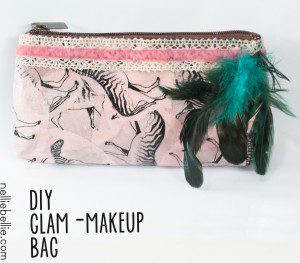 turn a generic make-up bag into a glam make-up bag with this easy tutorial. So simple!