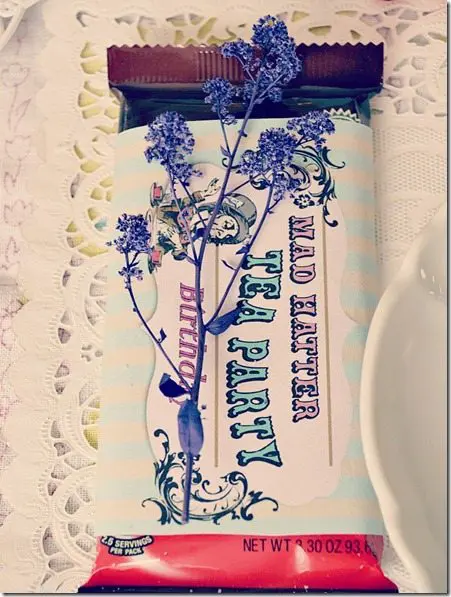 Wrap a chocolate bar in pretty paper for a great party favor! Wrap a chocolate bar in pretty paper for a great party favor!