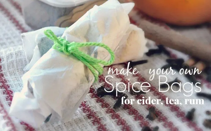 Homemade spice bags | tutorial | from NellieBellie #spicebag