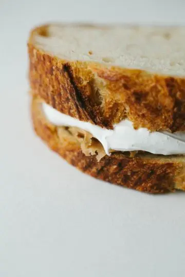 Fluffernutter sandwich from craftsy.com