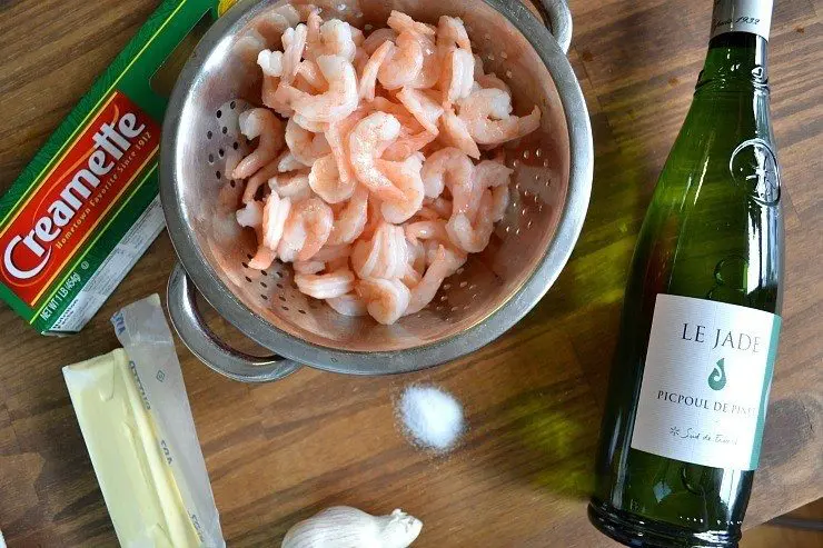 The only ingredients you need for a fabulous and easy shrimp scampi!