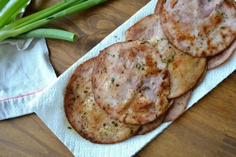 eggs benedict meat