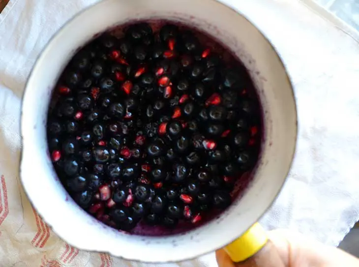 homemade-blueberry-jam