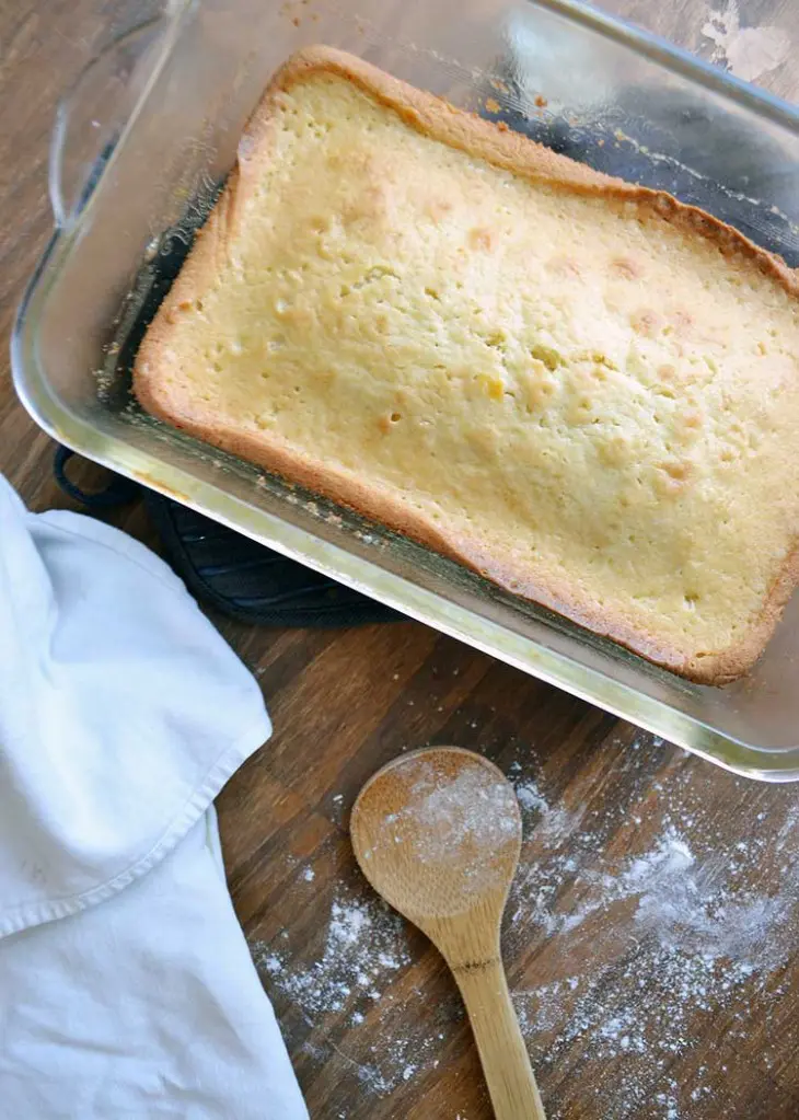 this is the BEST homemade pound cake recipe. Easy to make and perfect for your holiday's! | nelliebellie.com cake, desserts, orange, homemade