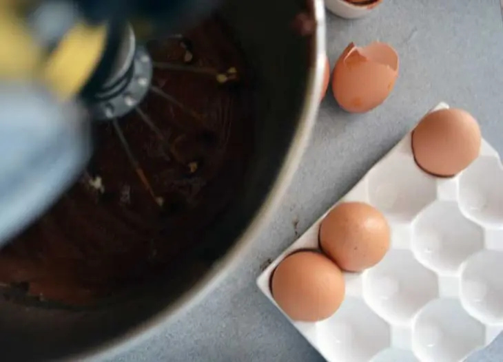 gluten-free-dark-chocolate-bundt-cake-eggs