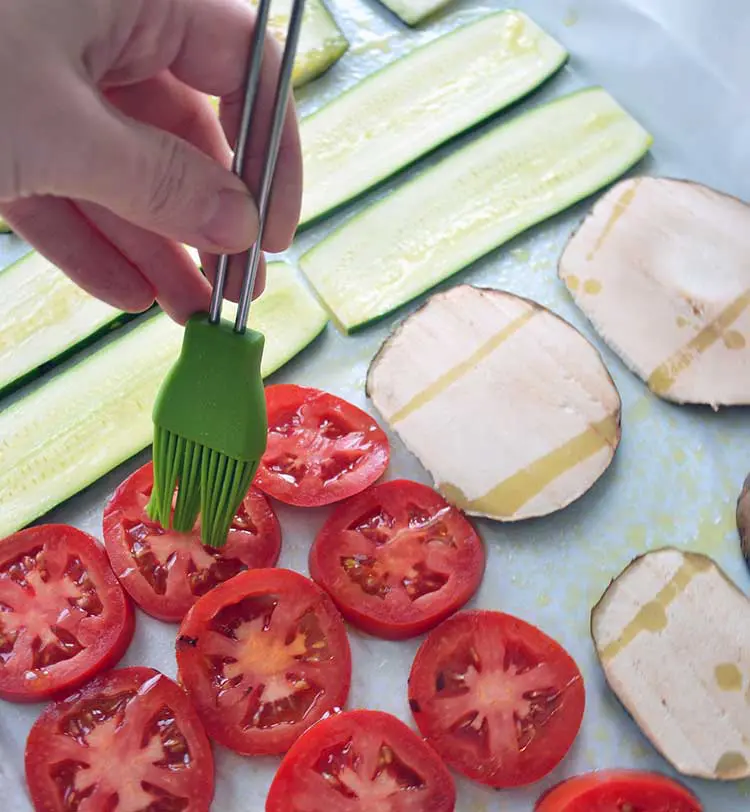 This vegetable lasagna is really made up of only roasted vegetables and cheese. vegetarian and gluten-free Delicious! nelliebellie.com