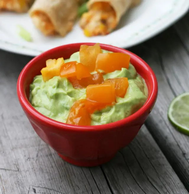 Avocado dipping sauce for chicken taquitos