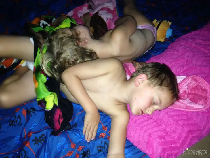 kids sleeping
