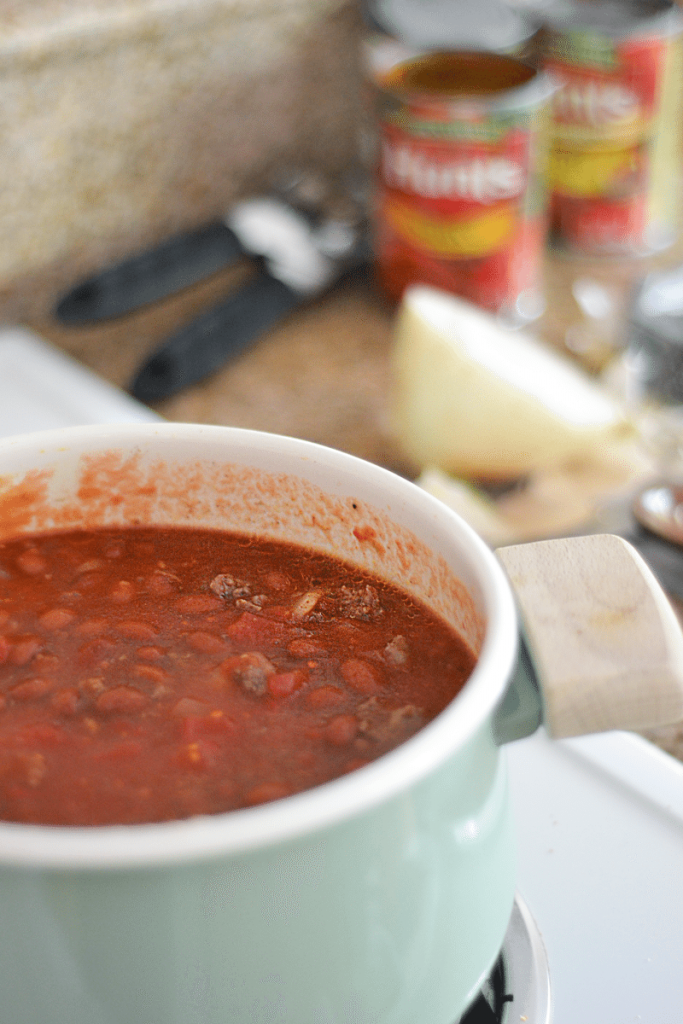 venison chili, a basic and simple recipe.