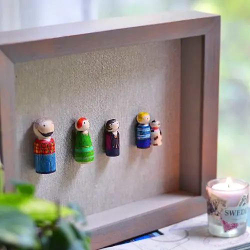A personalized peg family is super easy and a fantastic gift idea!