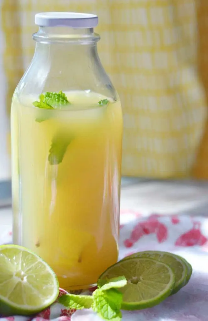 10 minutes and 4 ingredients is all it takes to create this homemade Margarita mix recipe... a delicious party-saver. Simply add the alcohol and ice!
