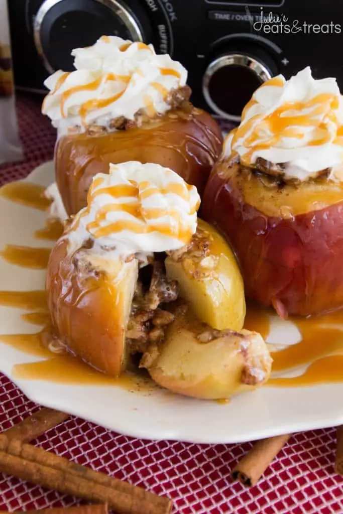 light-crock-pot-baked-apples-main-watermark