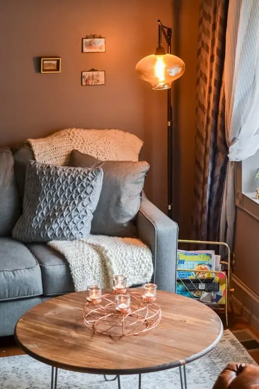 DIY coffee table - finished in living room