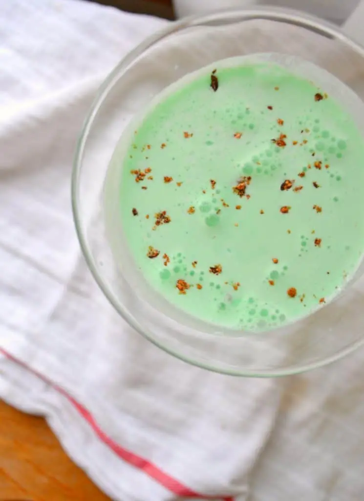 The easy and delicious grasshopper cocktail is perfect for St. Patrick's Day. Tastes like a thin mint cookie!