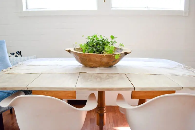 Small dining room ideas. Utilize a small space for a charming and functional dining space.