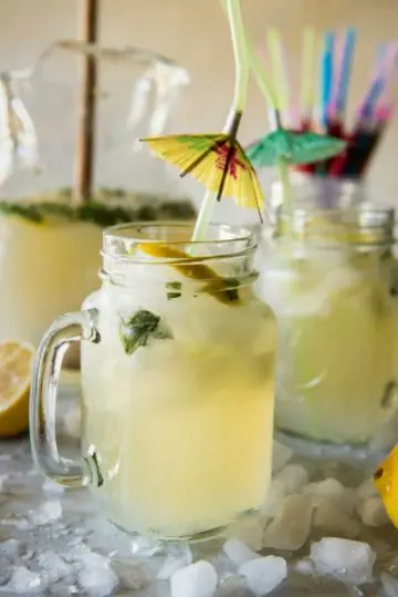 mint infused lemonade