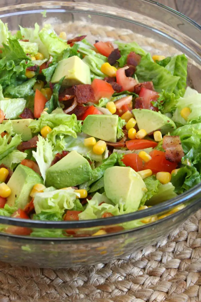 BLT chopped salad