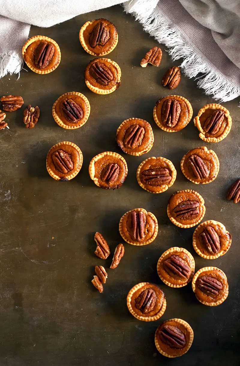 Pecan Pumpkin Pie bites. Mini pumpkin pies with pecans.
