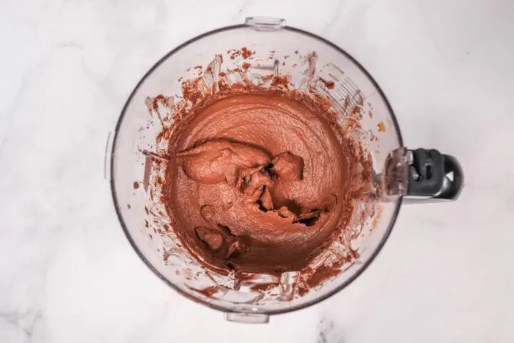 Blender for blending the pumpkin brownies