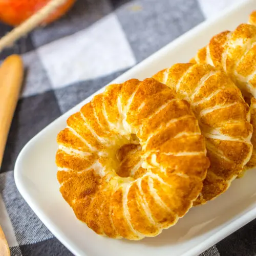 puff pastry apple doughnuts