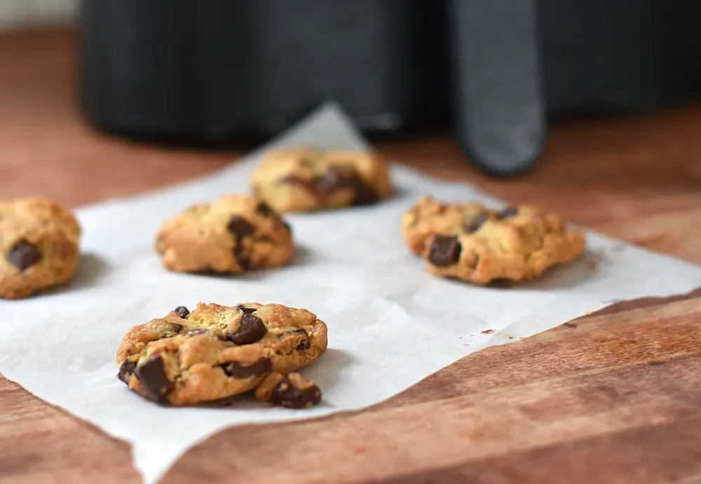 Chocolate and pretzel air fryer cookies