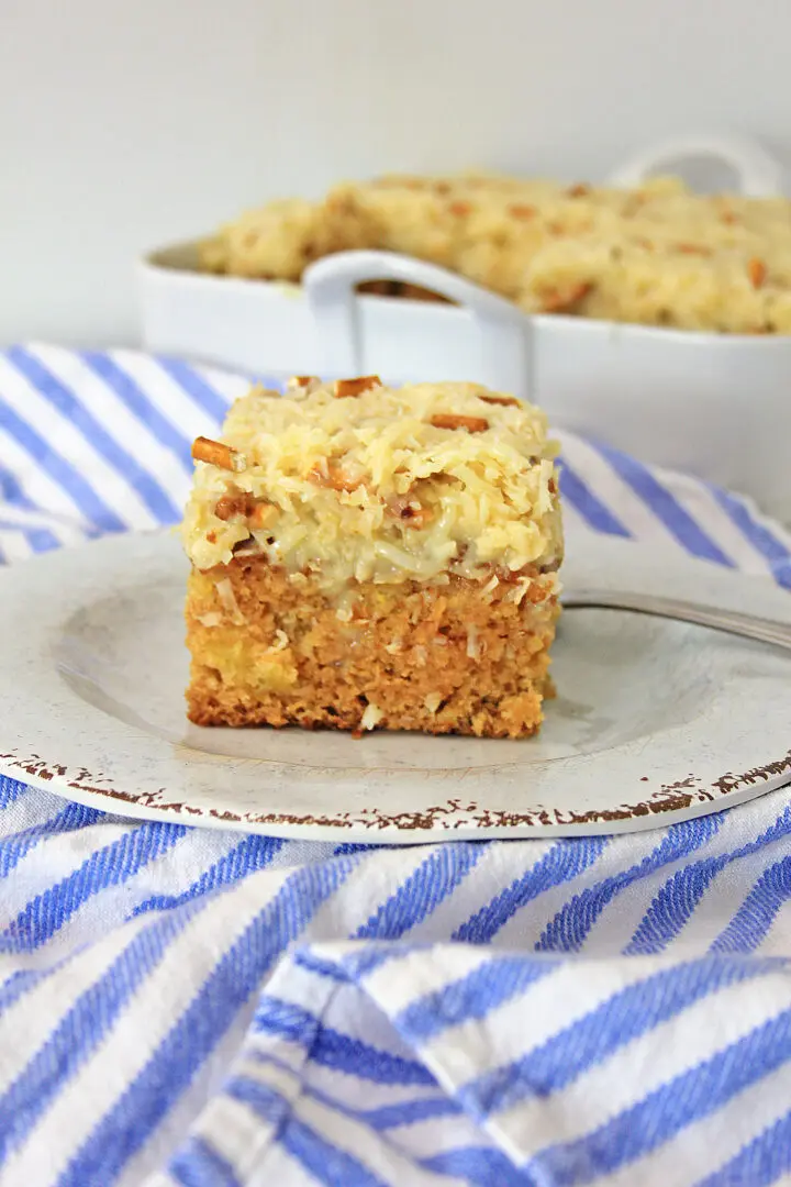 Do Nothing Cake with pineapples, coconut, and pretzels