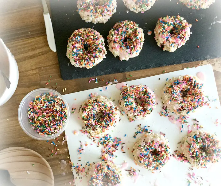 donut shaped rice krispie treats