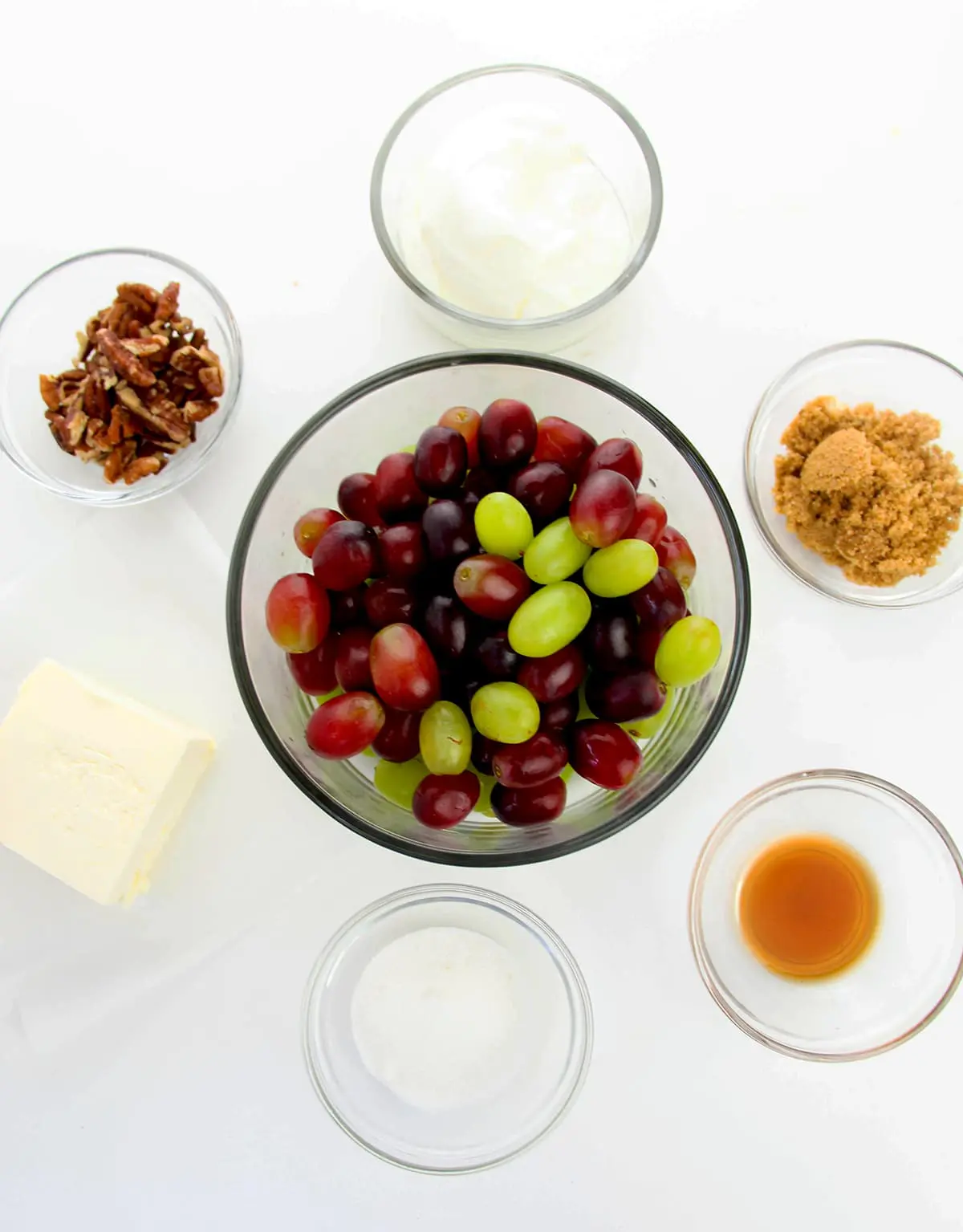 Ingredients for creamy grape salad