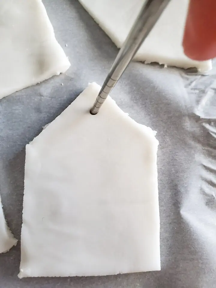 2020 Clay ornament