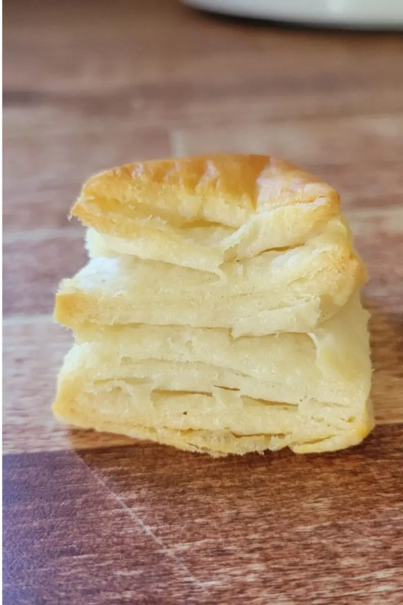 cross section of puff pastry