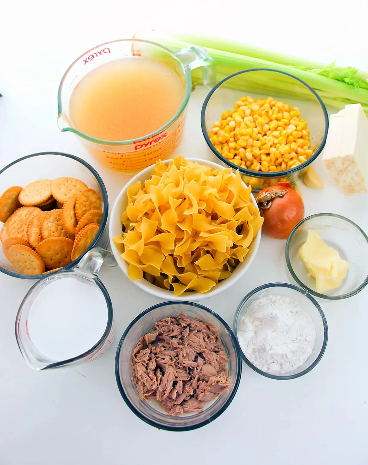 The ingredients for cheesy midwest tuna casserole