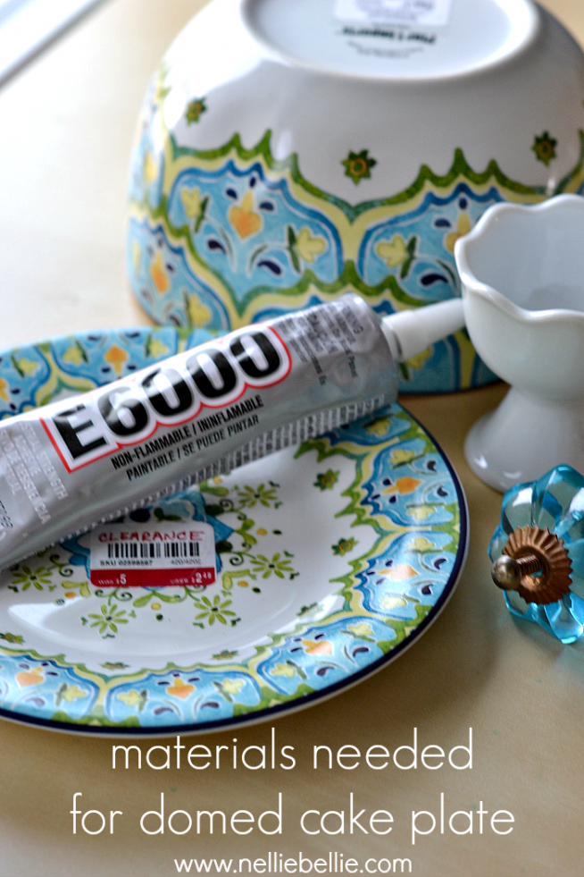 How to make a cupcake stand in 3 easy steps.