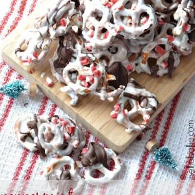 Peppermint Chocolate Covered Pretzels
