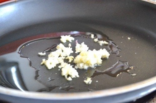 garlic white sauce