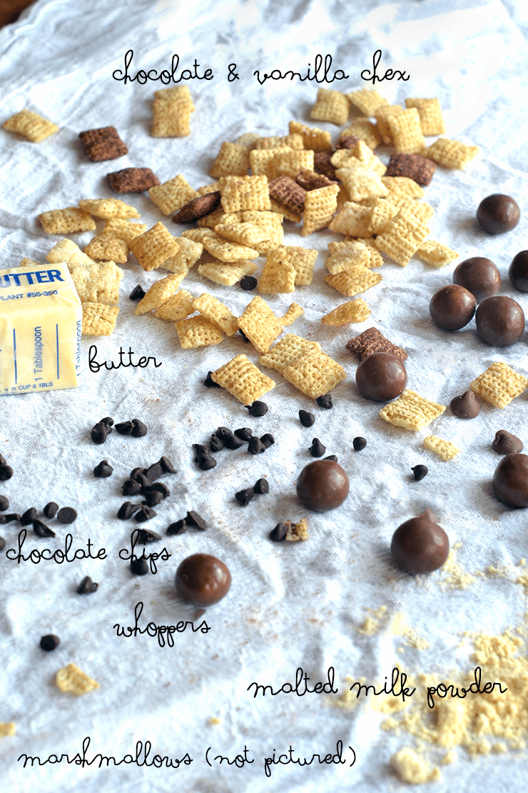 This Whopper Chex Mix is a great twist on the traditional and perfect for large groups! Recipe from nelliebellie.com chex muddy buddies