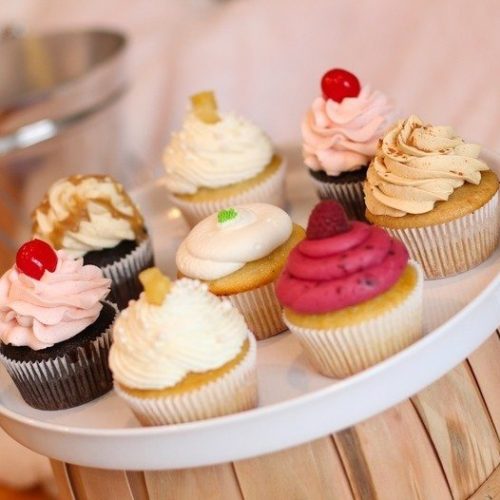 Amy's Cupcake Shop, an adorable and incredibly delicious shop in Minnetonka, from NellieBellie