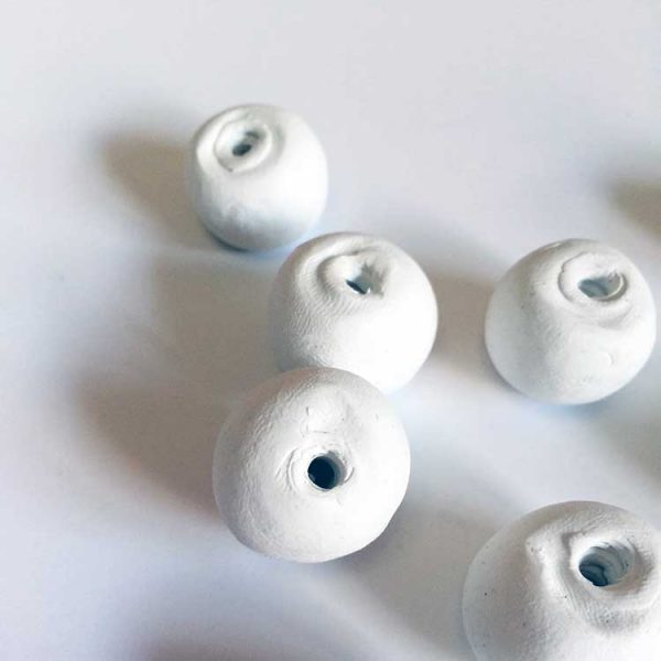 How to make Clay beads, a simple tutorial from NellieBellie