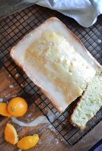 an easy recipe for homemade pound cake with orange glaze. cake, recipes, homemade, pound cake | nelliebellie.com