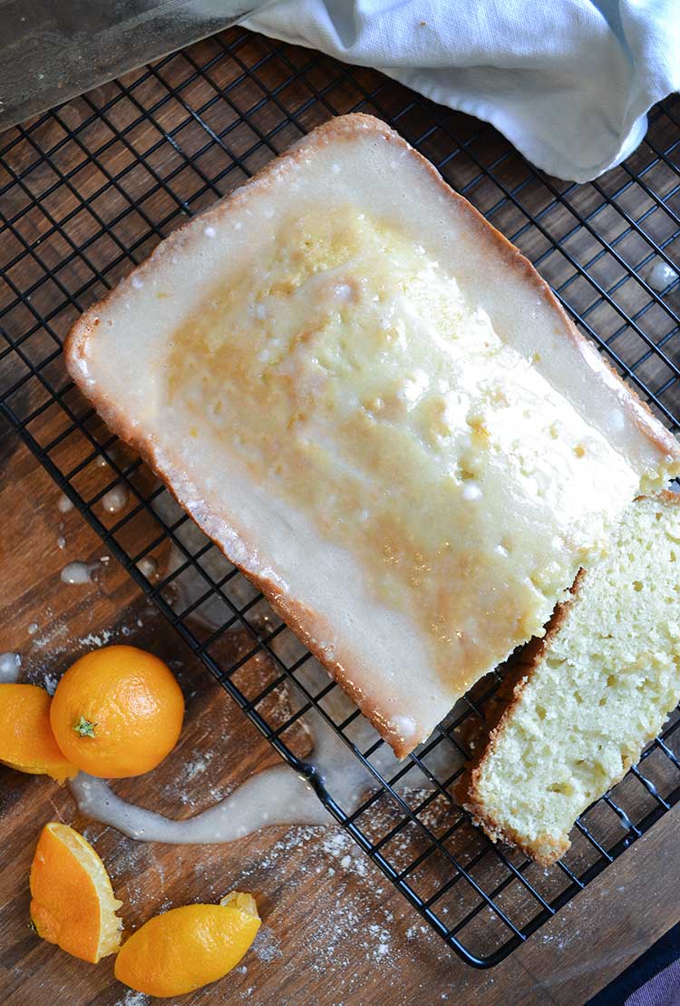 an easy recipe for homemade pound cake with orange glaze. cake, recipes, homemade, pound cake | nelliebellie.com
