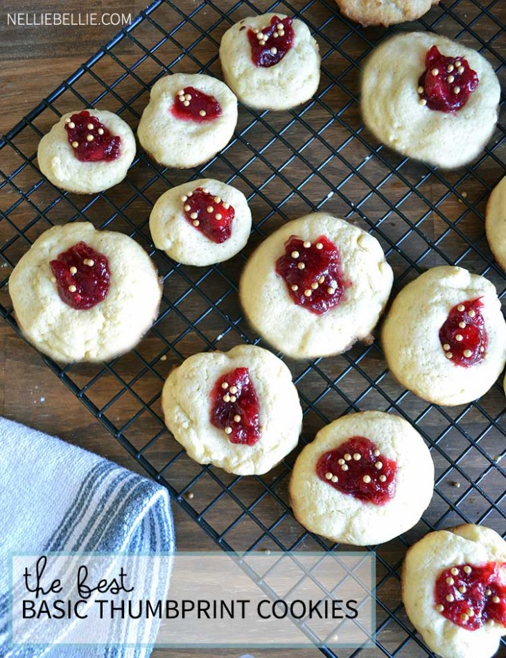 a fantastic recipe for the classic Thumbprint cookie from NellieBellie.com holiday recipes, Christmas cookies, cookies, thumbprint cookie recipe