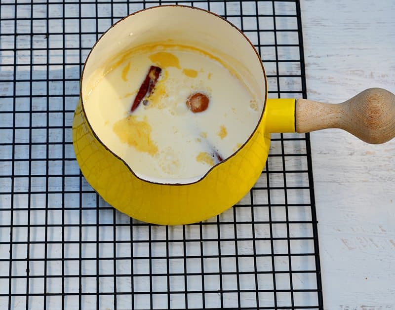 Make a Paul Bunyan latte, whip up a stack of pancakes, and enjoy an afternoon with your family... Minnesota style. A delicious Maple Cinnamon latte!