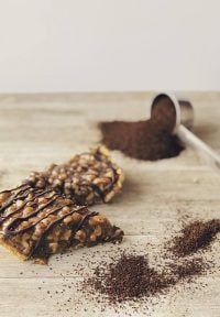 coffee and nut caramel tart. no-bake