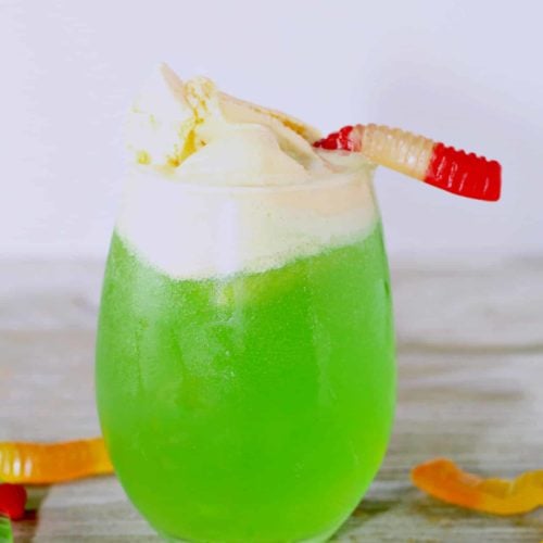 Scary Halloween Punch. Only 4 ingredients to make this Witch's Brew.