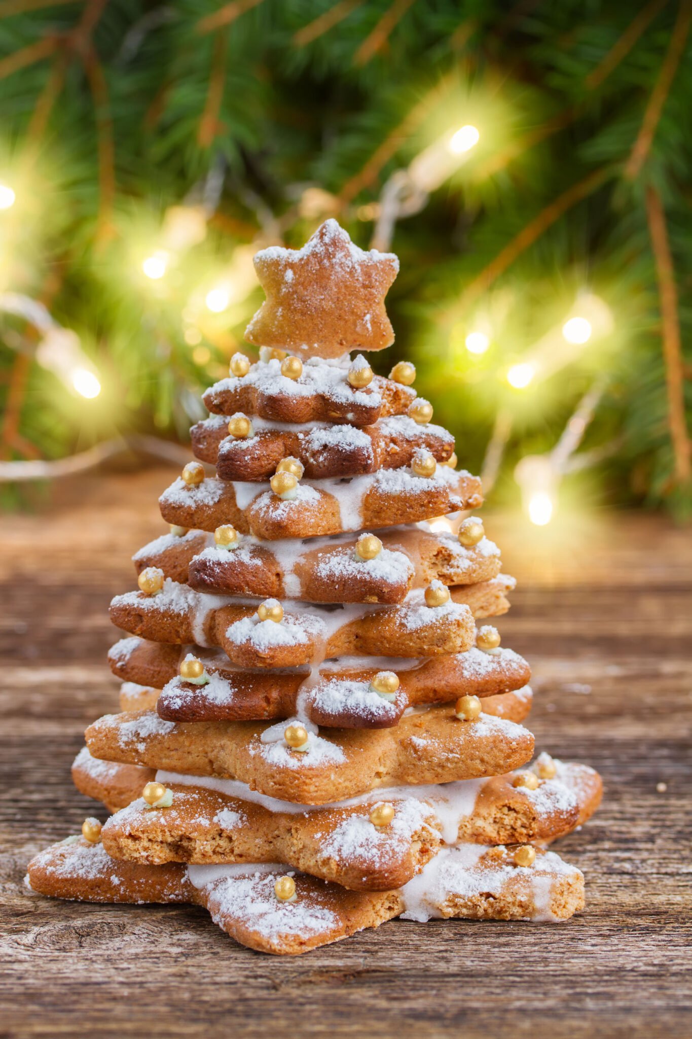 A Festive Christmas Tree Gingerbread Cake Dessert Recipe