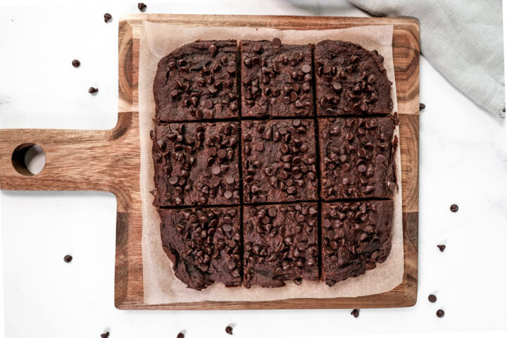 A pan full of vegan pumpkin chocolate brownies