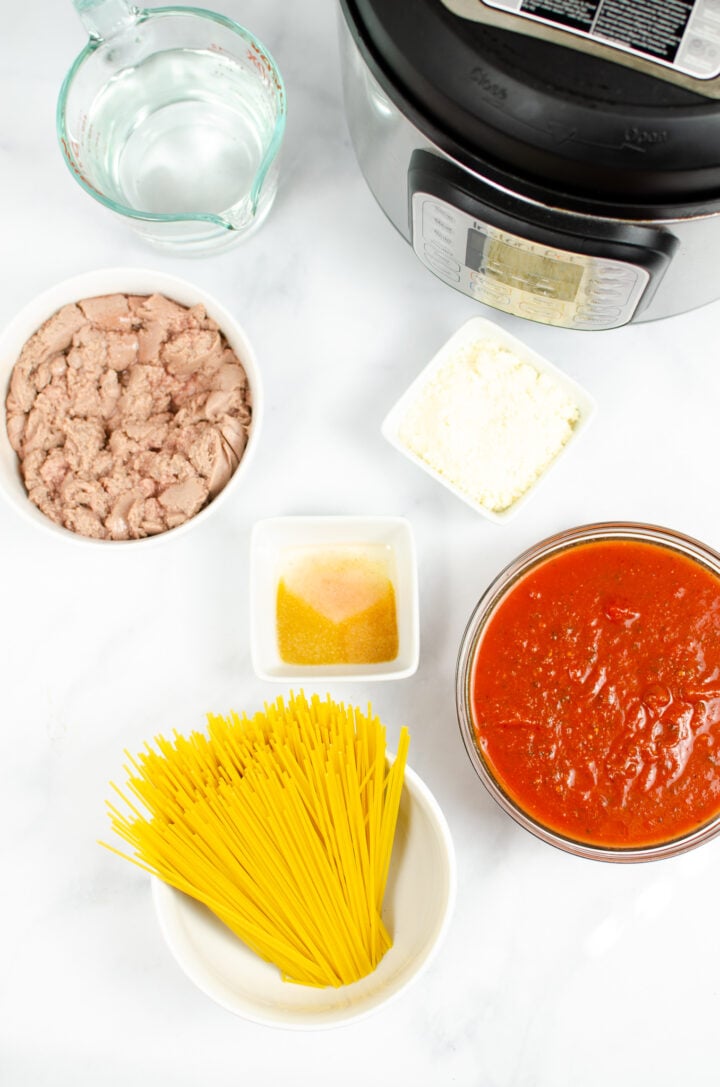 Ingredients for Instant Pot spaghetti