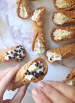 Best Cannoli Cream Recipe - Easy to Make! ⋆ NellieBellie