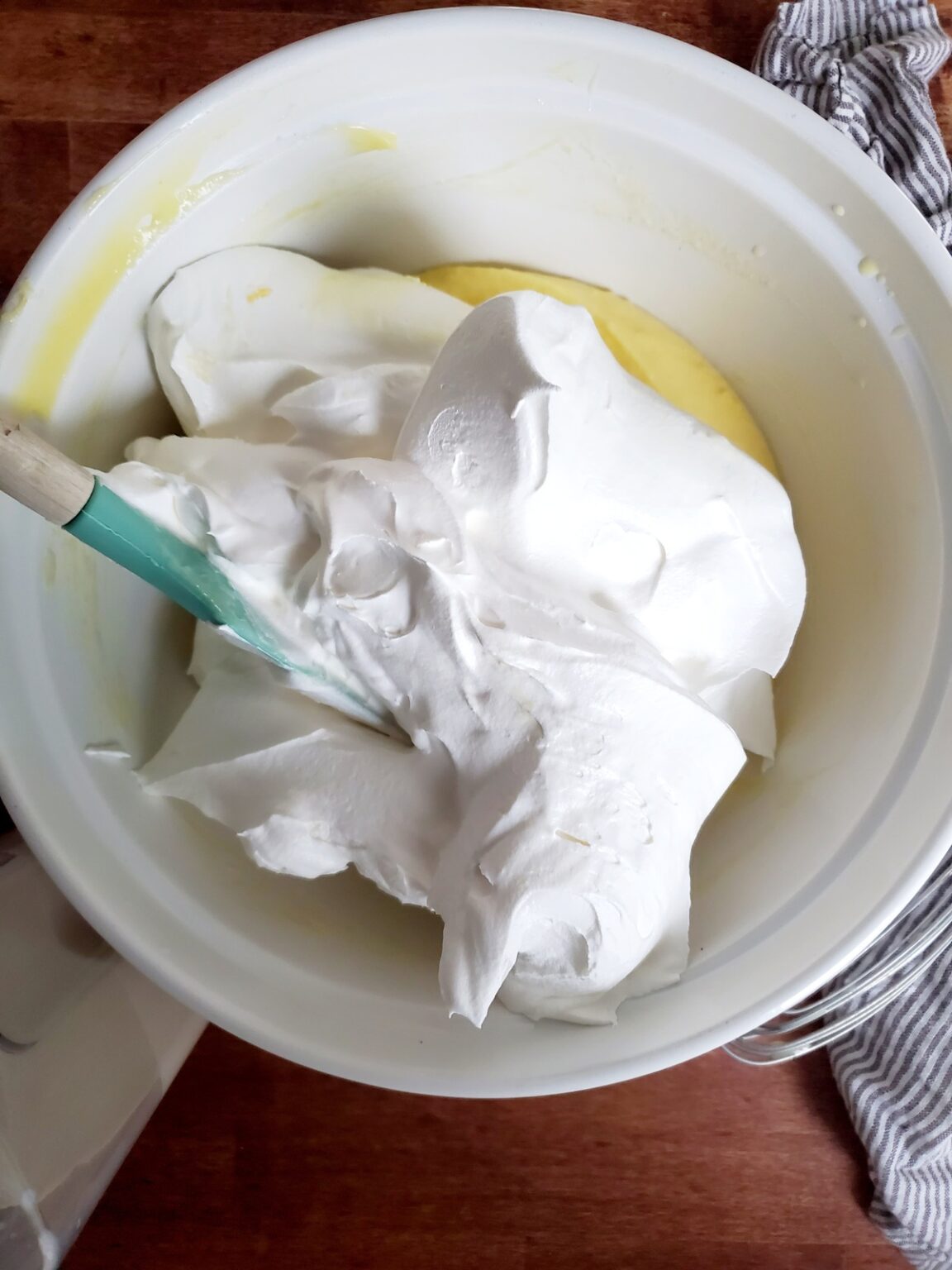 Chocolate Eclair Bars (Quick & Easy Feed A Crowd version)