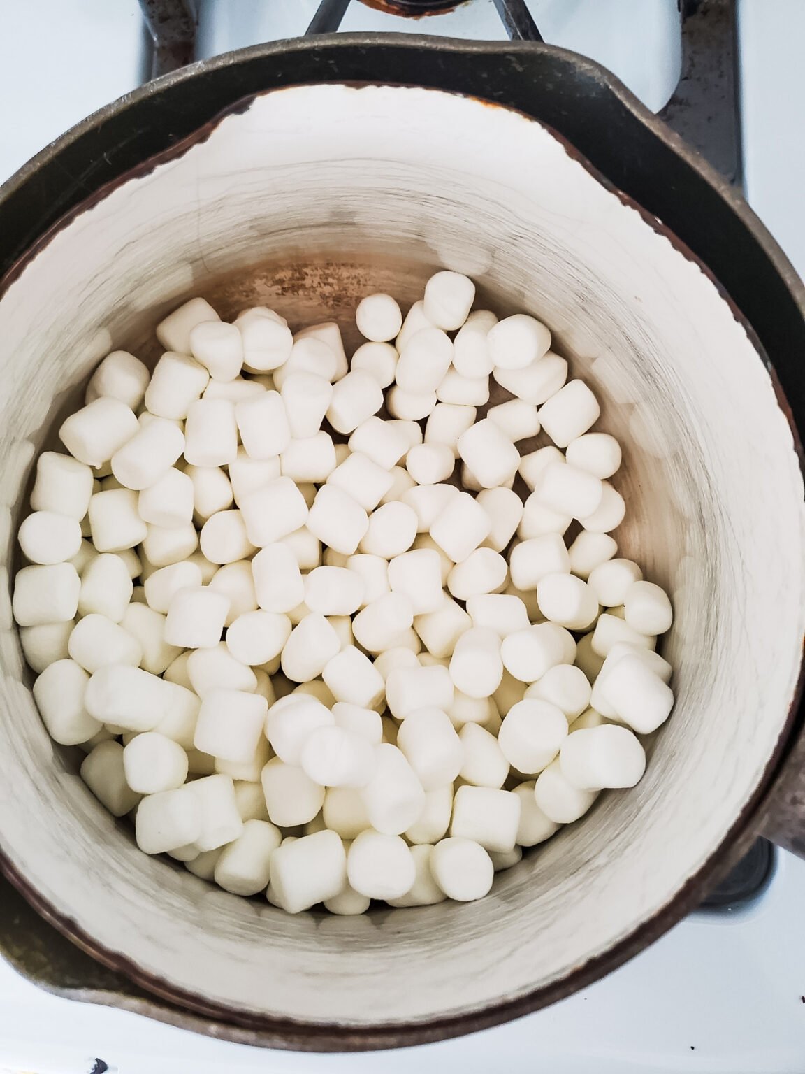 Homemade Marshmallow Fluff Recipe (With or Without Corn Syrup)